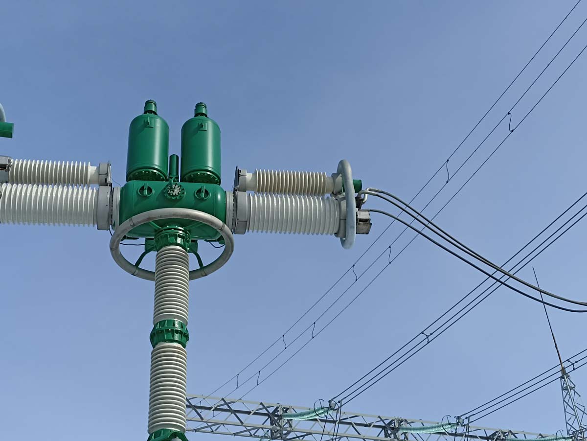 Выключатель 500 кВ